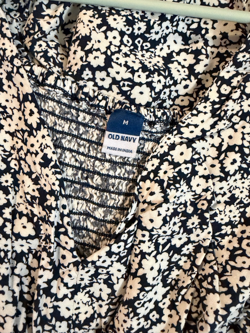 Old Navy White & Navy Floral Jumpsuit with Puff Sleeves - Picture 2 of 3